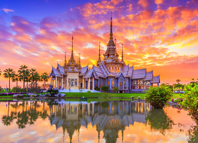 Landmark Wat Thai Sunset Temple Shutterstock Lead